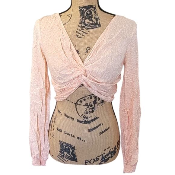 UO peach ditzy floral blouse, size small, wrap knot crop top, long sleeve v-neck - Picture 3 of 5